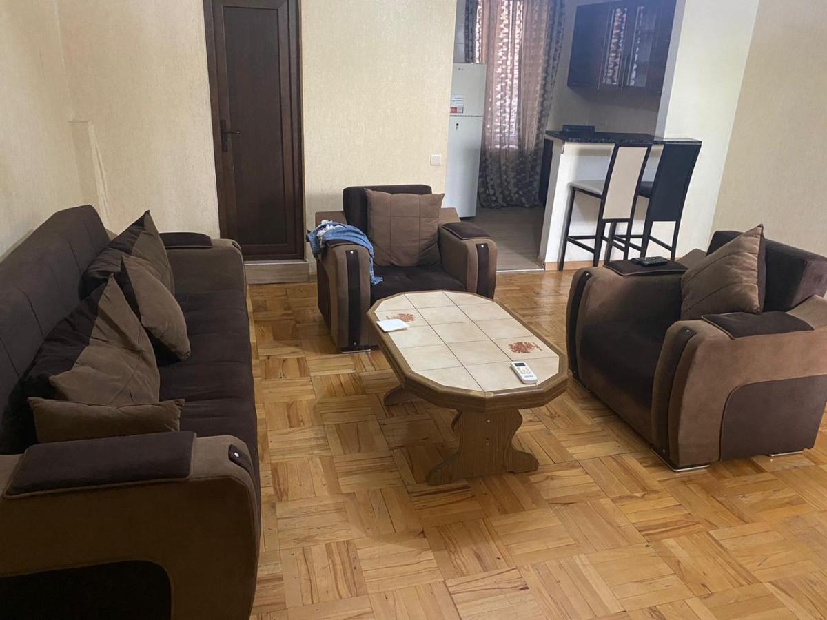 Kiev Hostel Tiflis Exterior foto